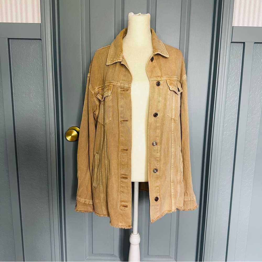 Like New Thread & Supply Women's Tan Denim Jacket